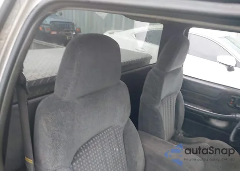 1998 Chevrolet S-10 Ls Sportside z USA, uszkodzony, nr VIN 1GCCS1446W8190522